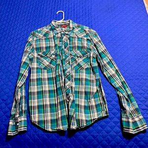 Like new, Arizona men’s LS a button down w/ pearl snaps, size large, multiplaid